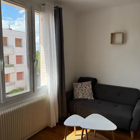 Apartment Comfort In The Heart Of Dijon